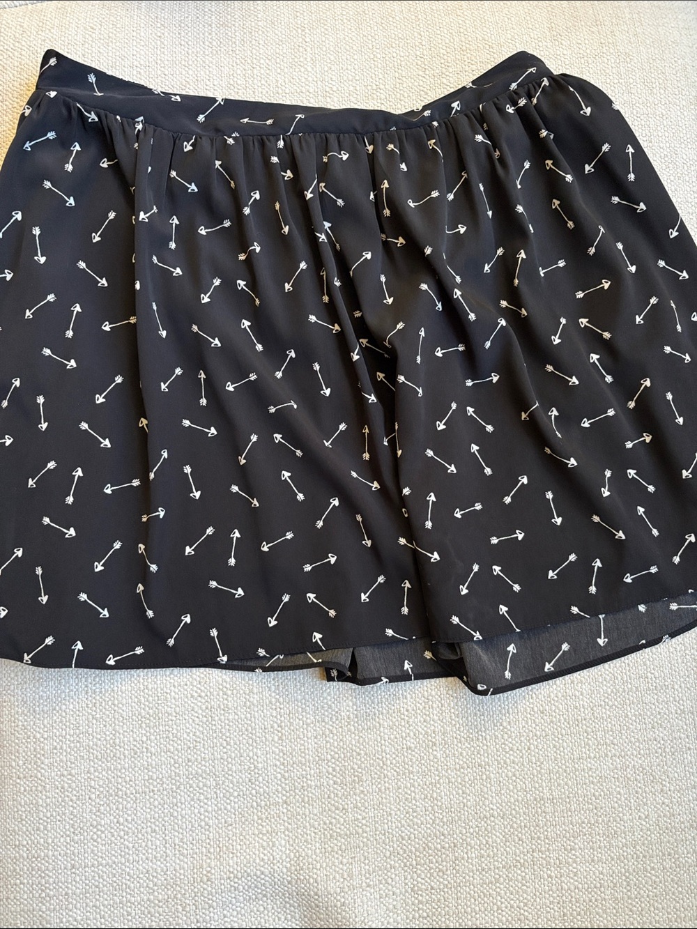 LC Lauren Conrad Black Skirt with White Arrow Print